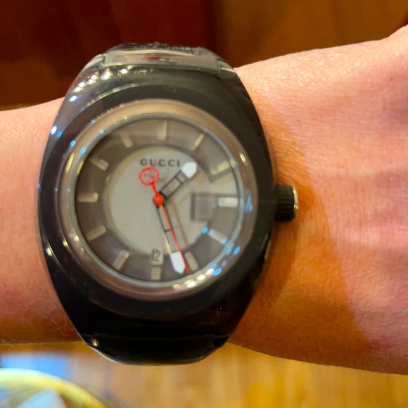 Gucci Sync grey dial rubber watch - Picture 3 of 3